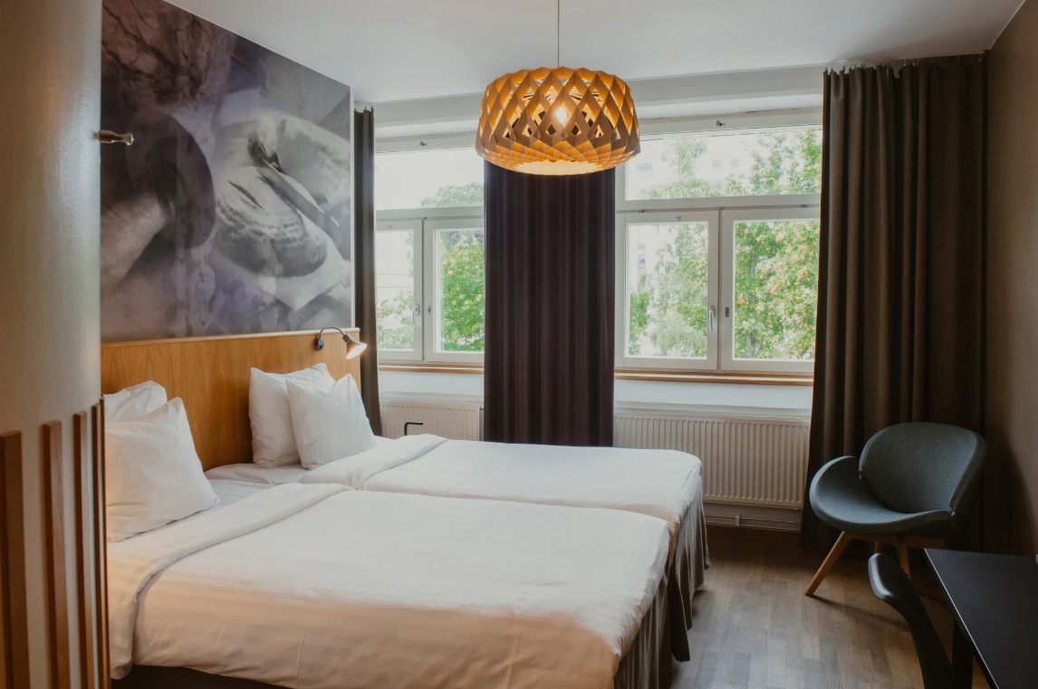Home Hotel